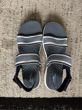 Clarks Cloudsteppers Women’s Mira Coast Velcro Strap Sandals Size 9 Medium
